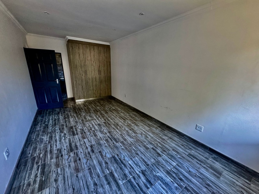 4 Bedroom Property for Sale in Potchefstroom South North West